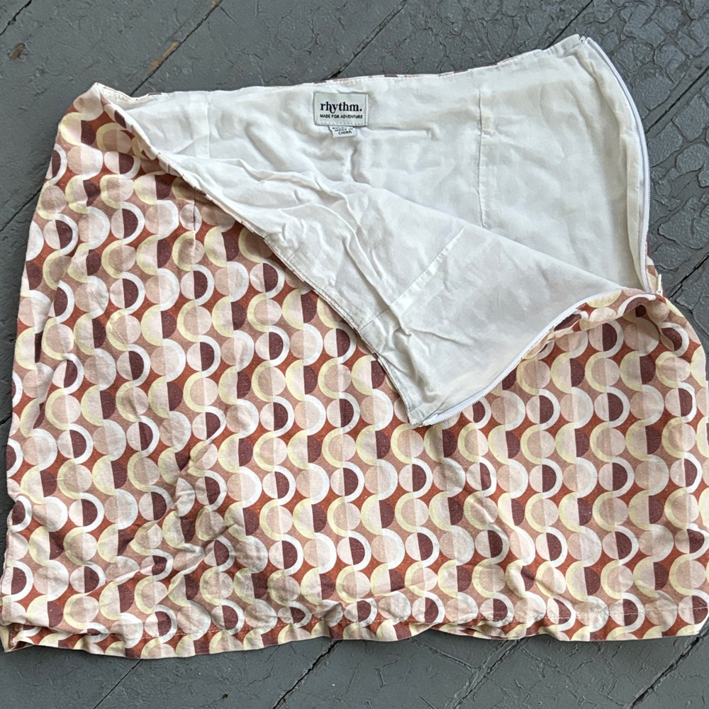 Rhythm. Women's Mini Skirt - Brown and Cream Geometric